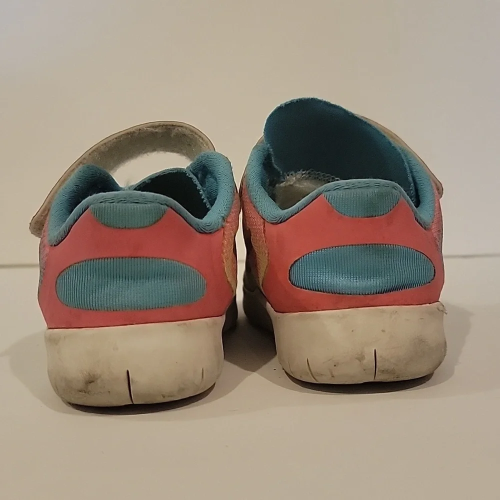 Nike free size 7c rainbow UK 6.5 girls sneakers shoe nike girls